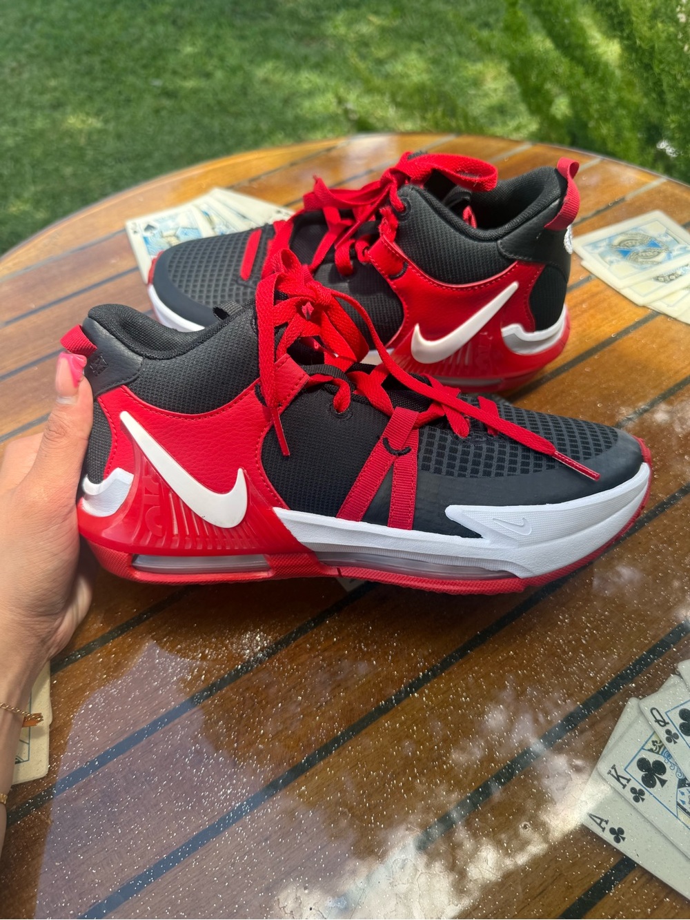 Nike LeBron Witness 7 “Bred” Youth Basketball Shoes (Fits Women Size 8.5)